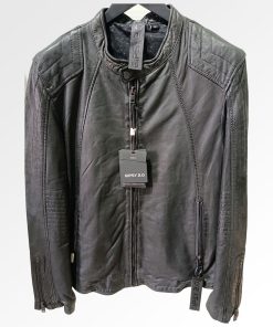 Alternative view of Abrigo largo tipo plumas